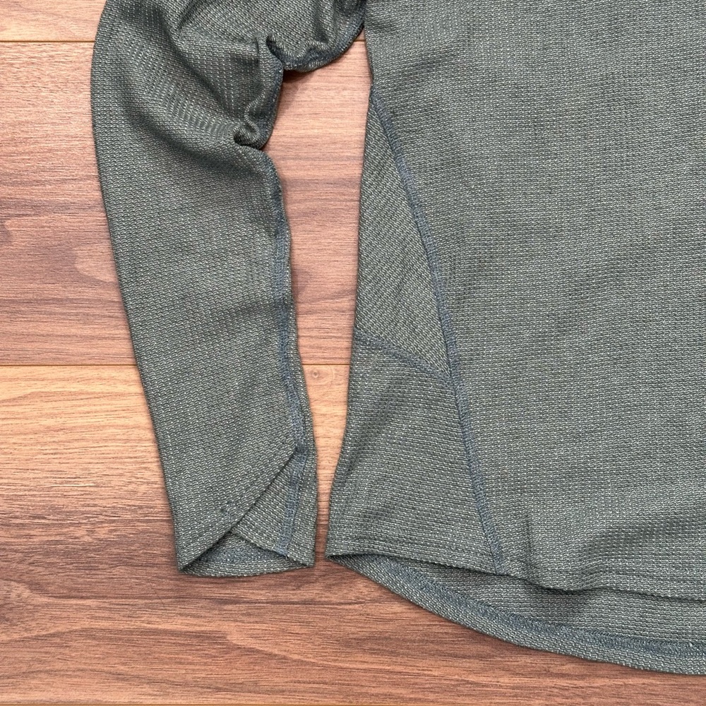 Kuhl Petra Turtleneck in Green Size Medium - Picture 5 of 14